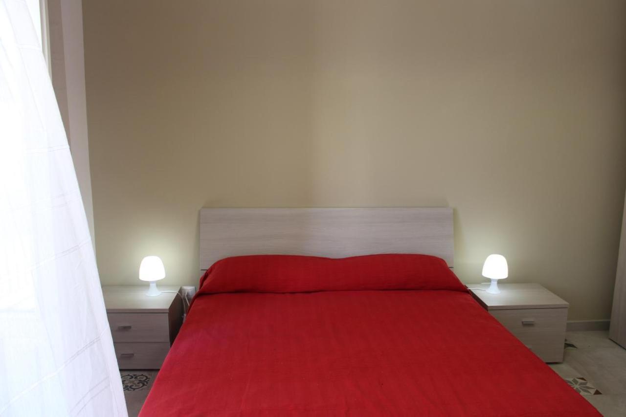 Апартаменти La Stanza Vicino Al Mare , Una Camera Da Letto E Bagno Con Balcone Vista Mare Балестрате Екстер'єр фото
