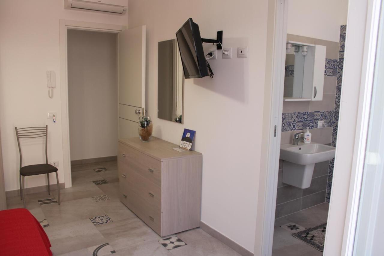 Апартаменти La Stanza Vicino Al Mare , Una Camera Da Letto E Bagno Con Balcone Vista Mare Балестрате Екстер'єр фото